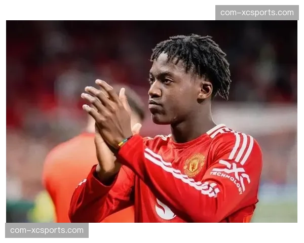 卡塞米罗拦截数据明显下滑 曼联防守体系漏洞暴露年龄问题